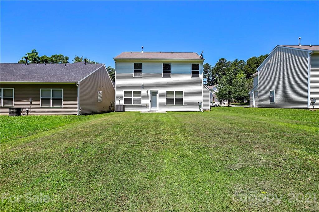 6824 Sunman Road Charlotte, NC 28216 - Photo 16 of 16 Gallery Image 16