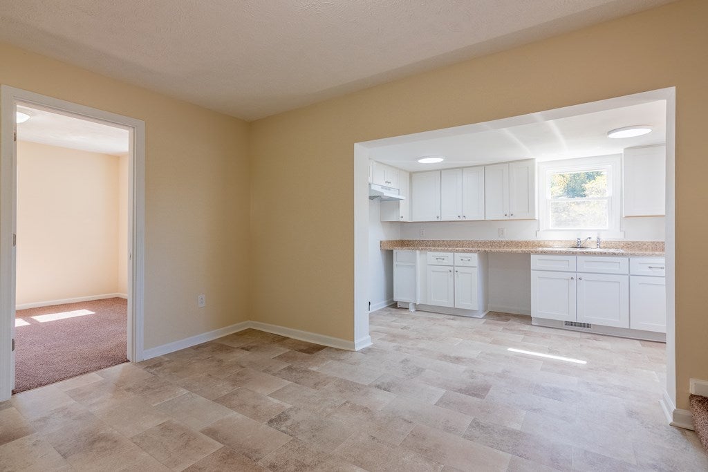 1590 Pipers Gap Road Galax, VA 24333 - Photo 18 of 75 Gallery Image 18