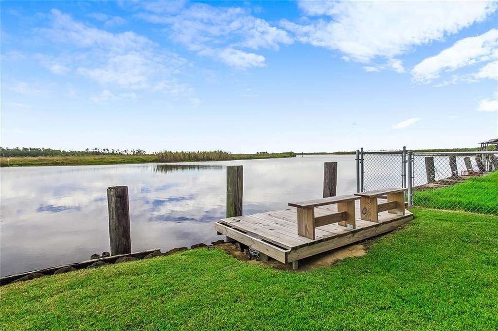 58432 Lake Road Lacombe, LA 70445 - Photo 4 of 22 Gallery Image 4