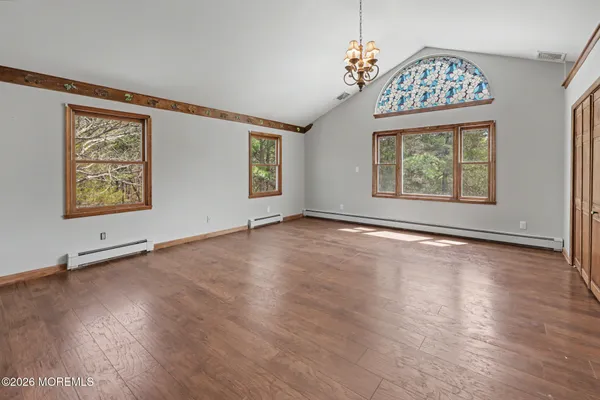 $699,999 | 1069 East Veterans Highway, Jackson, NJ 08527