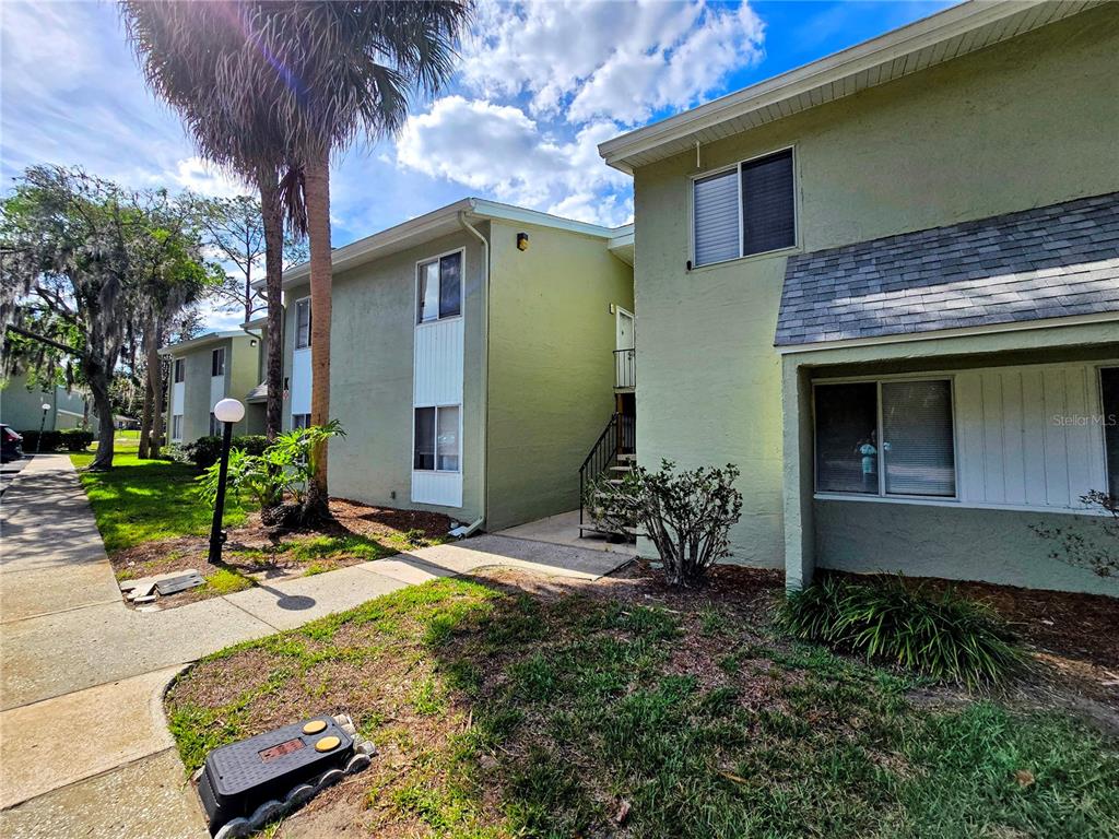 561 Fairways Circle, Unit A Ocala, FL 34472 - Photo 2 of 20
