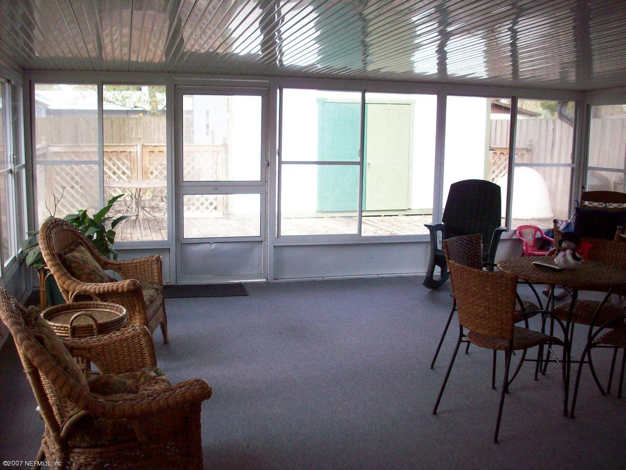 5363 Woodcrest Road Jacksonville, FL 32205 - Photo 3 of 11 Screened Porch