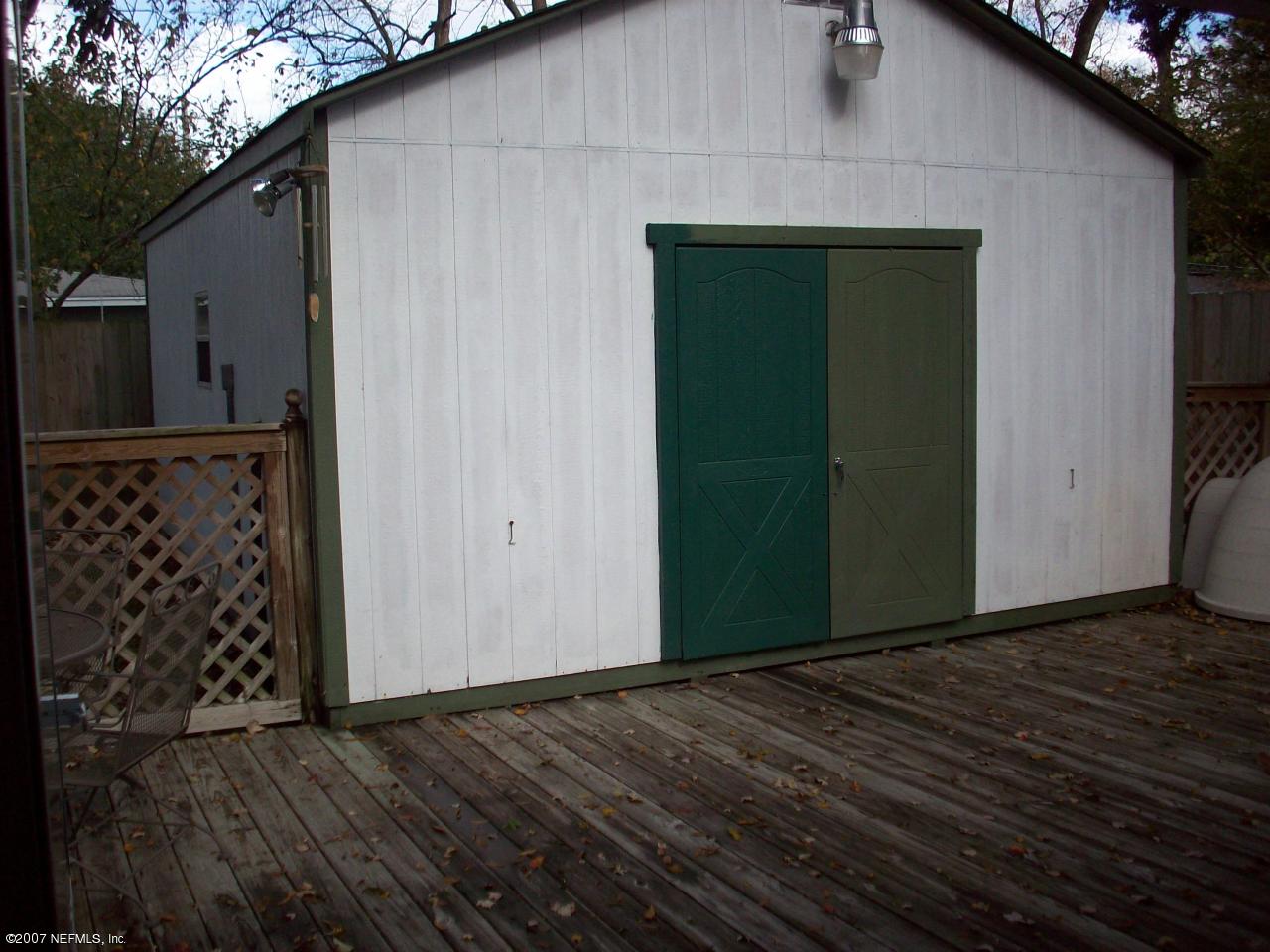 5363 Woodcrest Road Jacksonville, FL 32205 - Photo 4 of 11 Workshop with Electrical Hook-ups