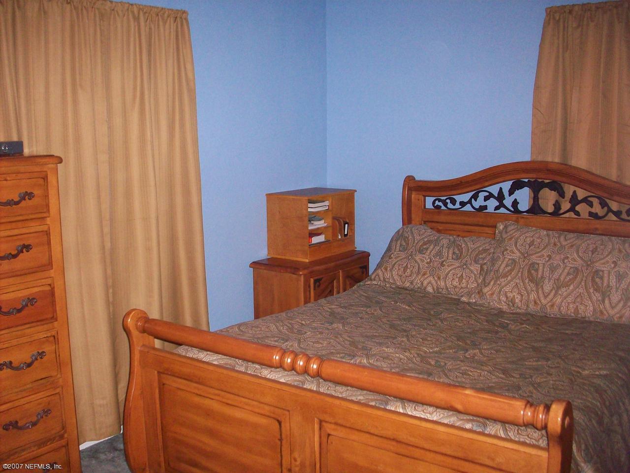 5363 Woodcrest Road Jacksonville, FL 32205 - Photo 8 of 11 Bedroom 1