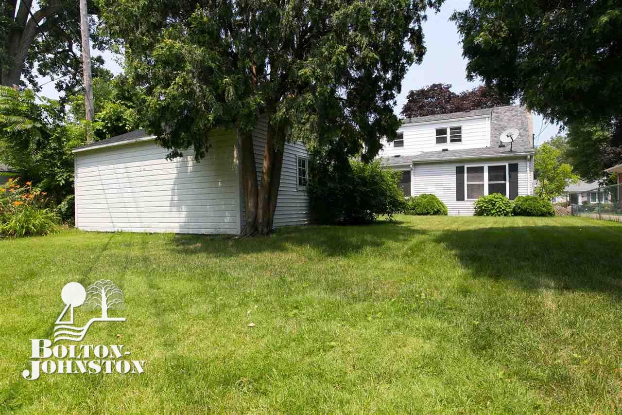 199 Ridgemont Road Grosse Pointe Farms, MI 48236 - Photo 17 of 20