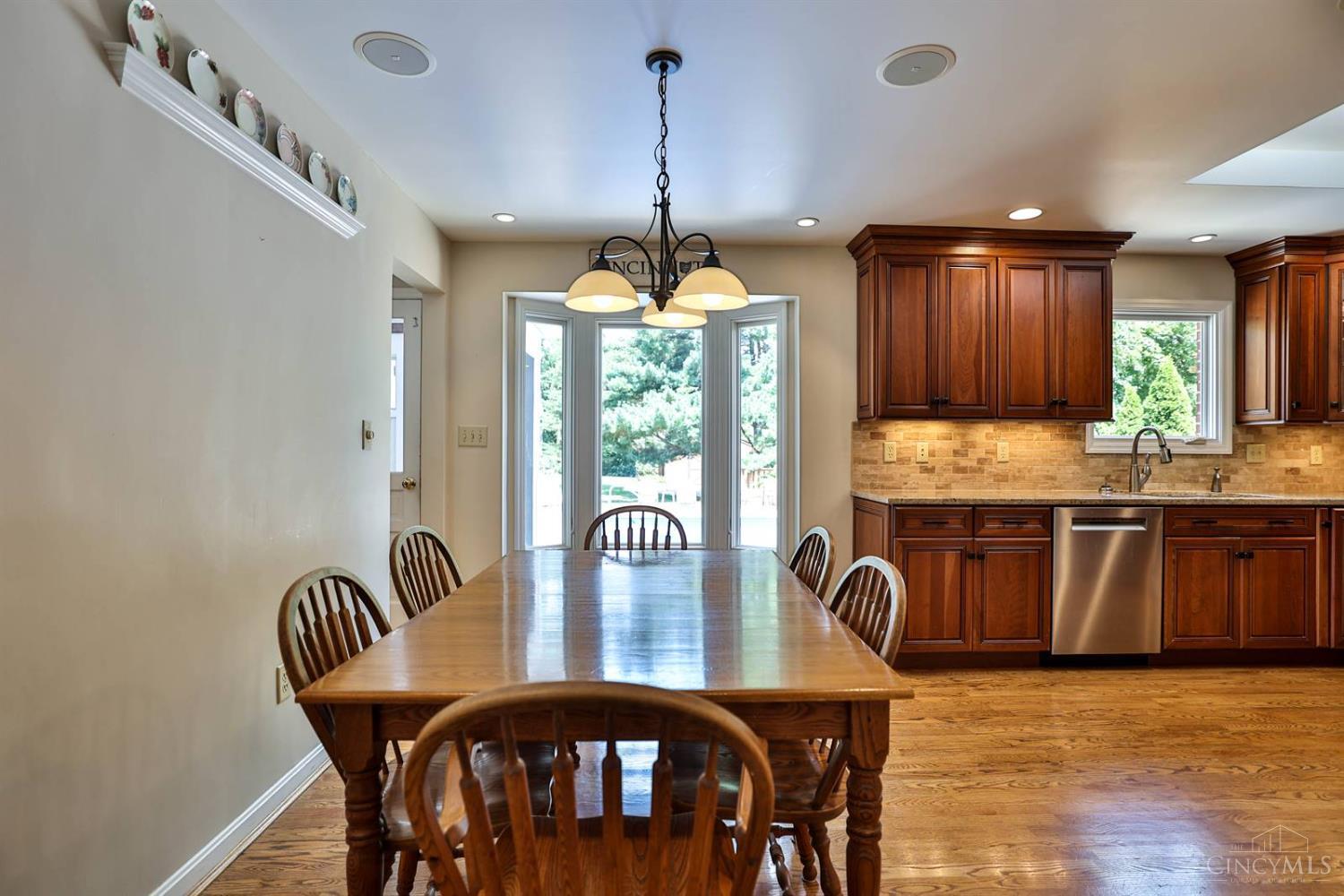 3284 Banning Road Cincinnati, OH 45239 - Photo 8 of 49