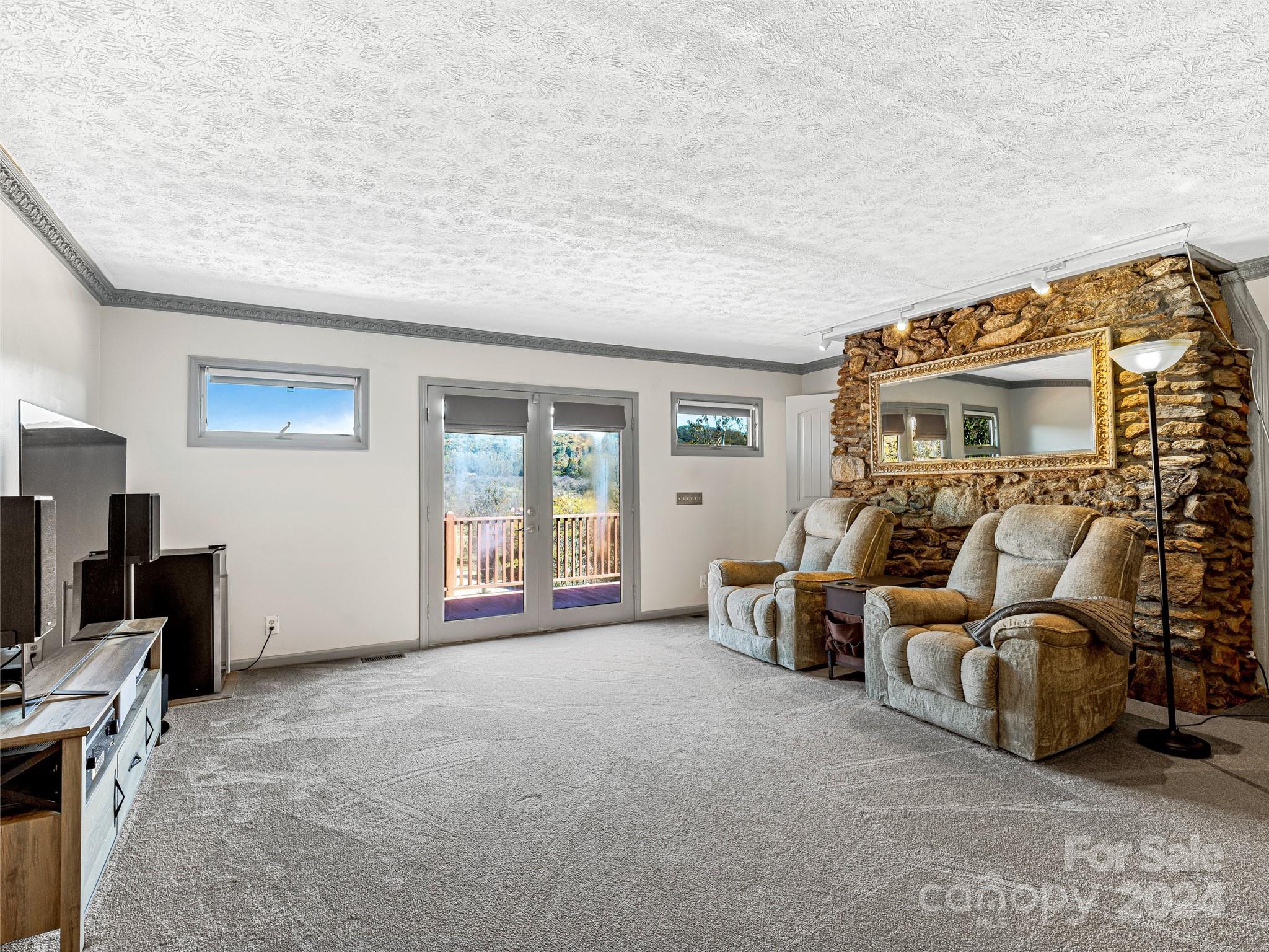 195 Whitehead Road Hendersonville, NC 28792 - Photo 13 of 39