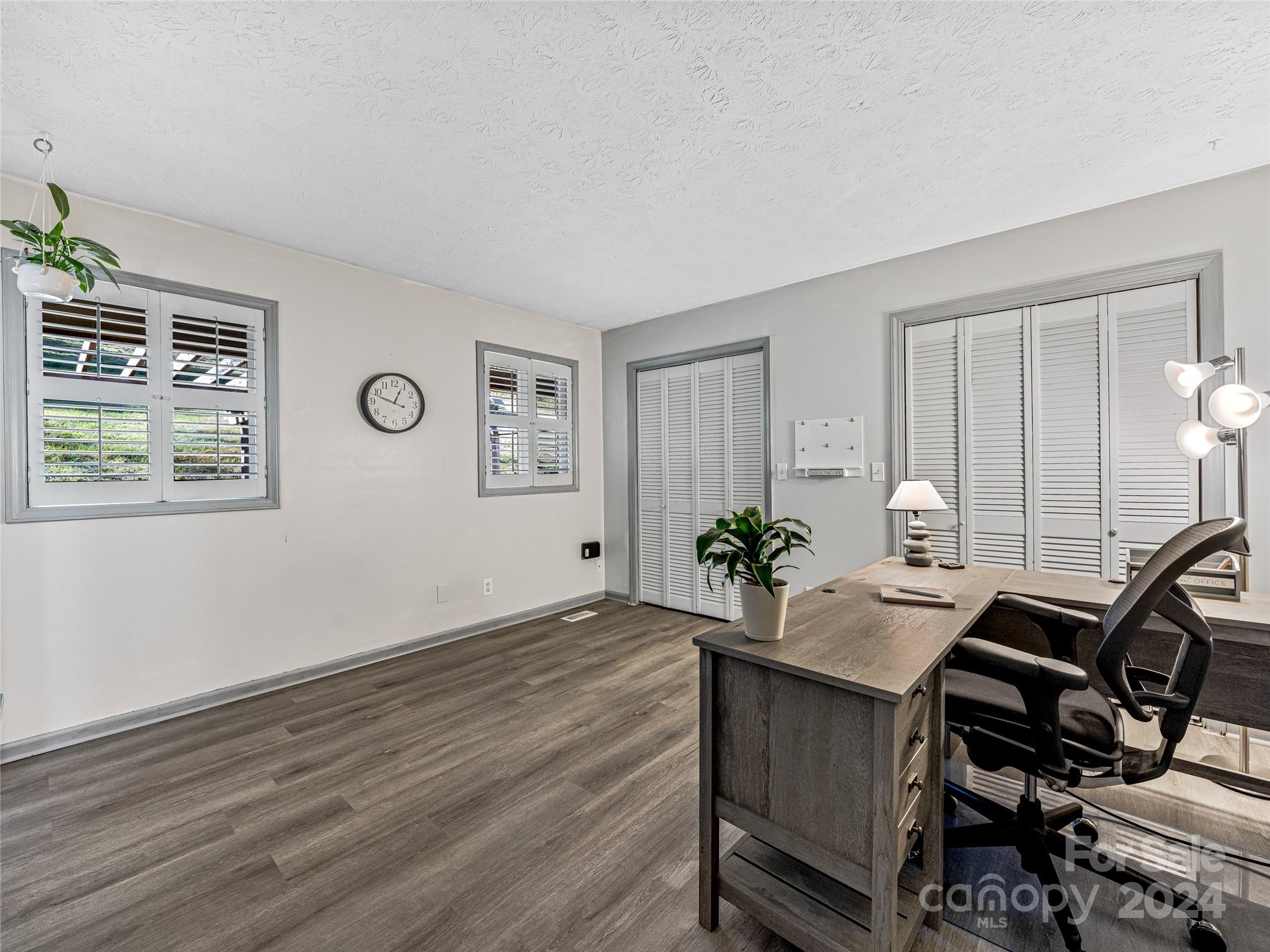 195 Whitehead Road Hendersonville, NC 28792 - Photo 21 of 39
