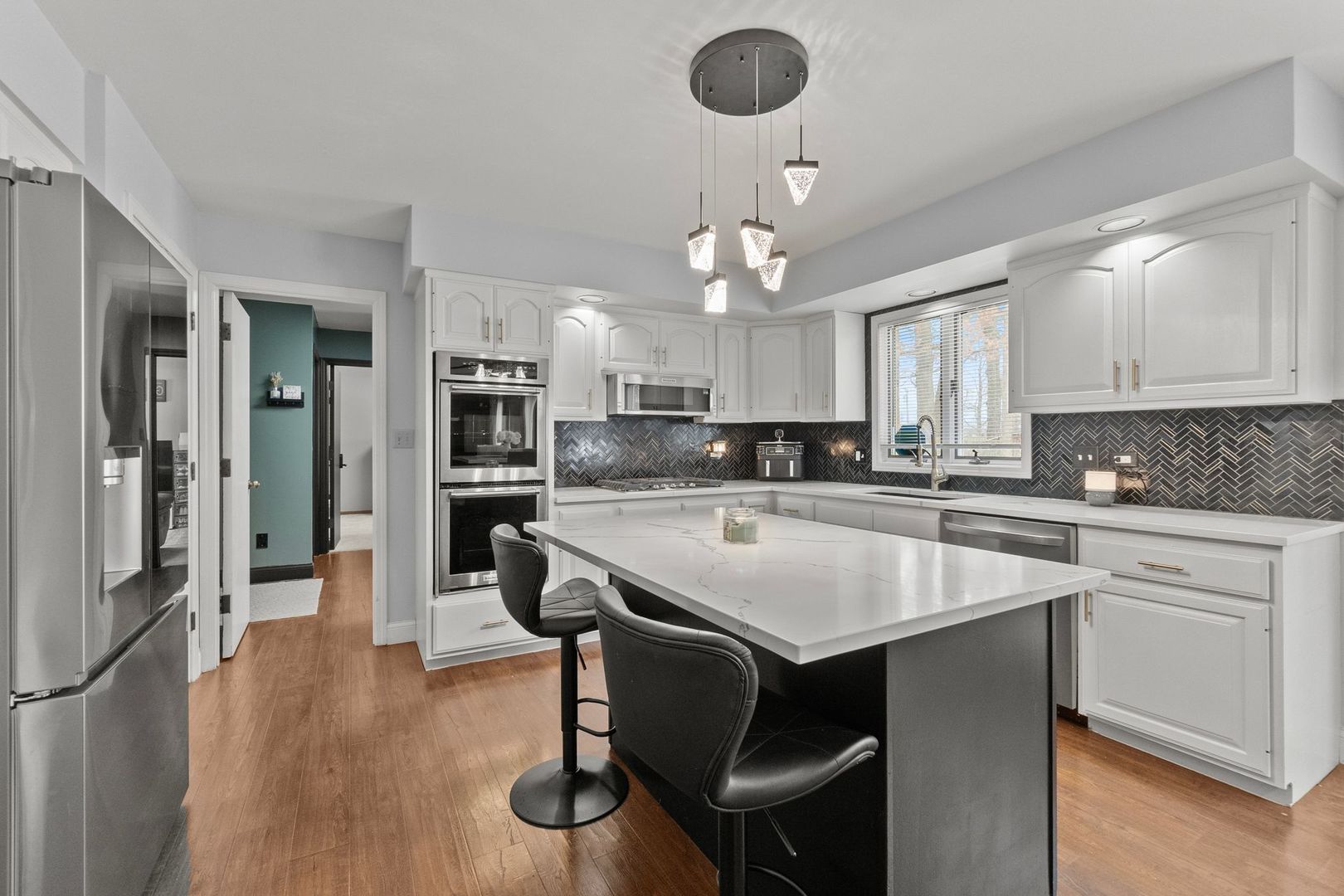 18118 Whitman Lane Lansing, IL 60438 - Photo 4 of 41