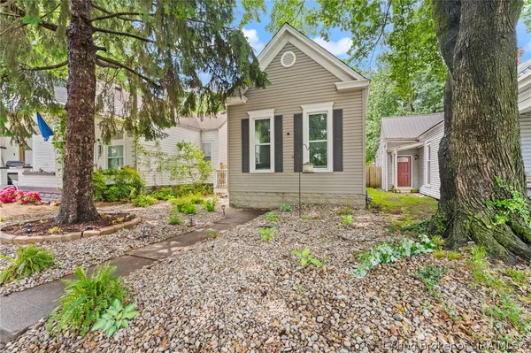 $229,000 | 329 East 14th Street, New Albany, IN 47150