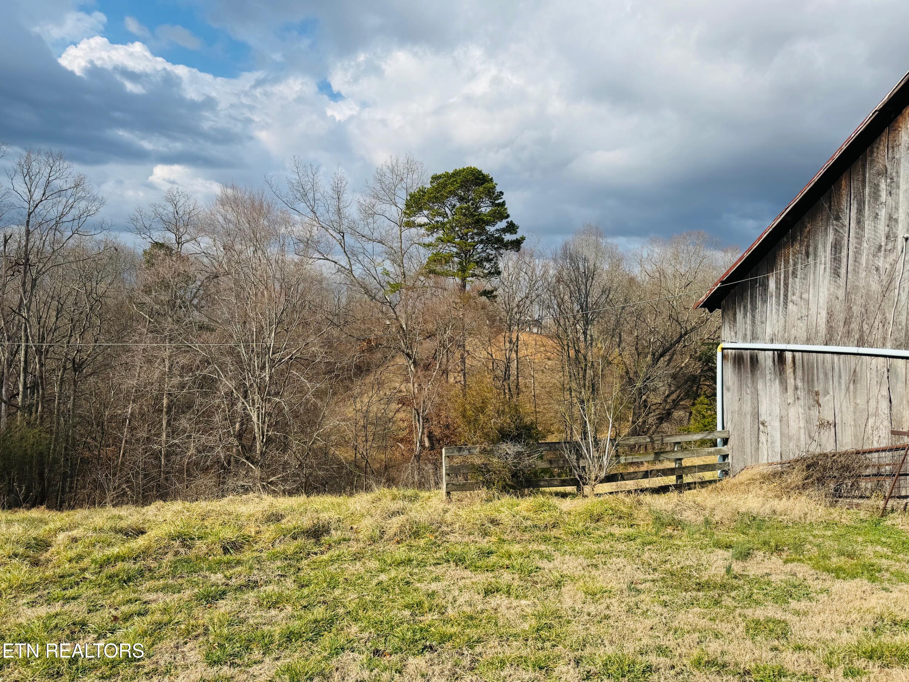 1221 Brady Road Newport, TN 37821 - Photo 17 of 34 IMG_3344