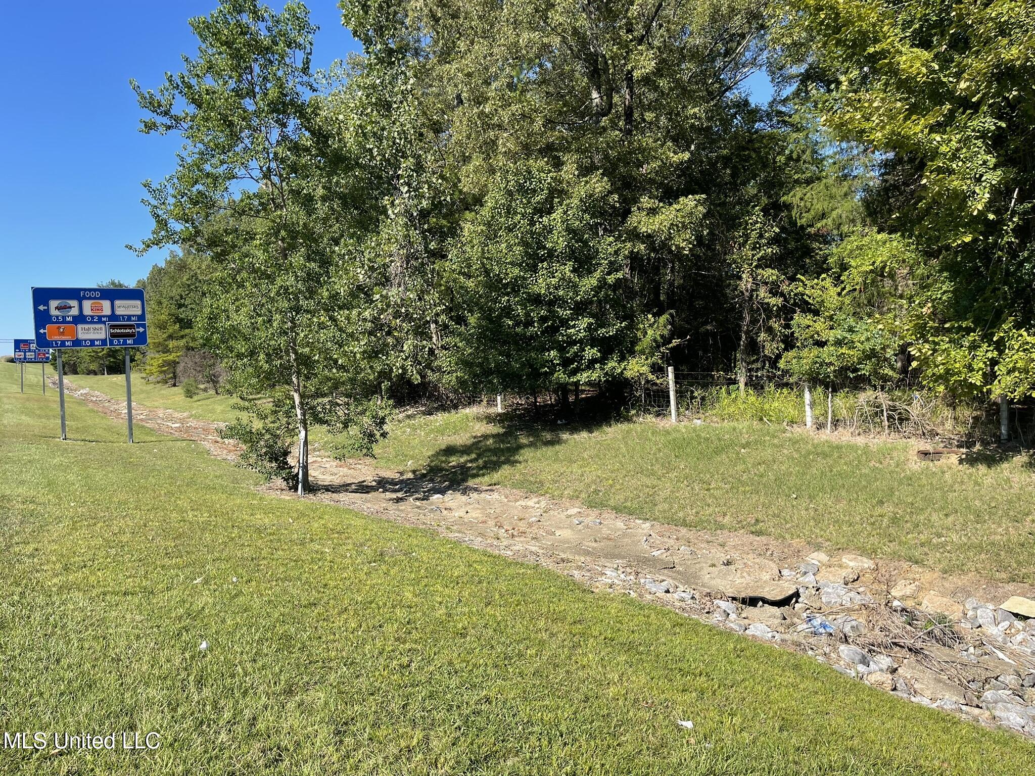 Undisclosed Address Madison, MS 39110 - Photo 2 of 9 PIC 2