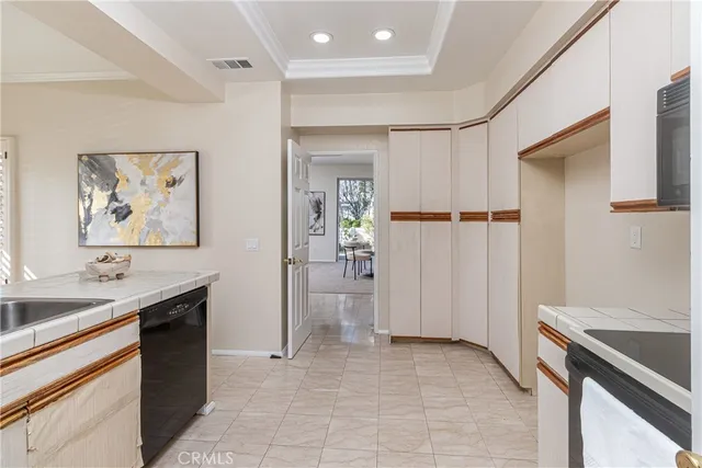 $949,000 | 25 Portland Place, Laguna Niguel, CA 92677