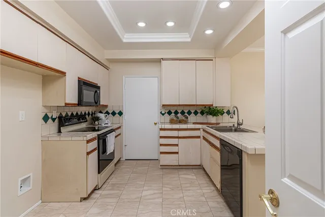 $949,000 | 25 Portland Place, Laguna Niguel, CA 92677