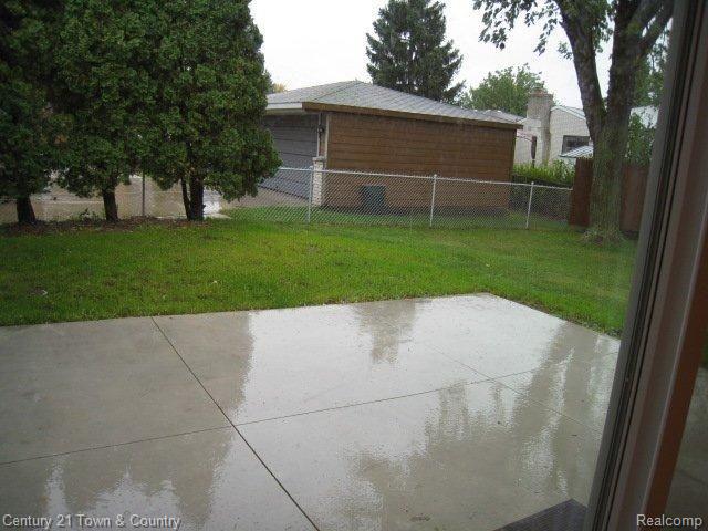 35563 Shell Drive Sterling Heights, MI 48310 - Photo 18 of 18 NEW CEMENT PATIO