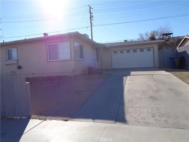 $1,800 | 710 Patricia Street, Barstow, CA 92311