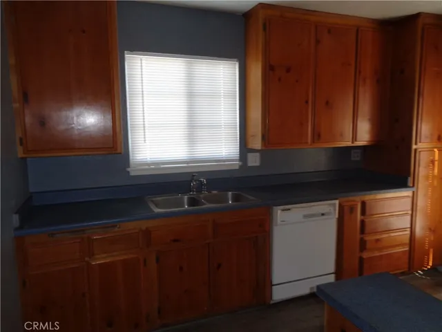 $1,800 | 710 Patricia Street, Barstow, CA 92311