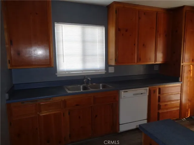 $1,800 | 710 Patricia Street, Barstow, CA 92311