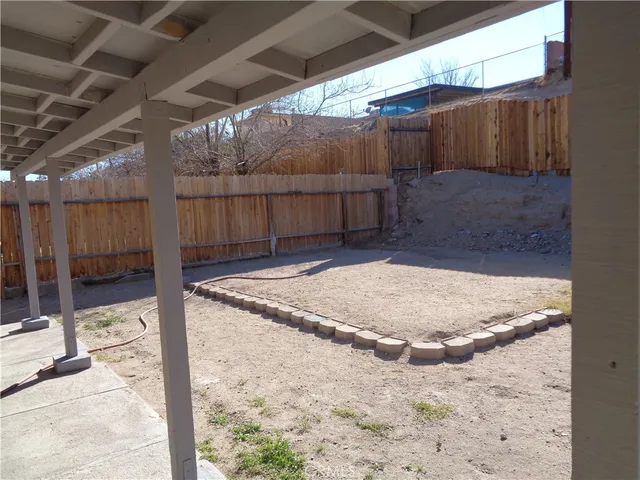 $1,800 | 710 Patricia Street, Barstow, CA 92311