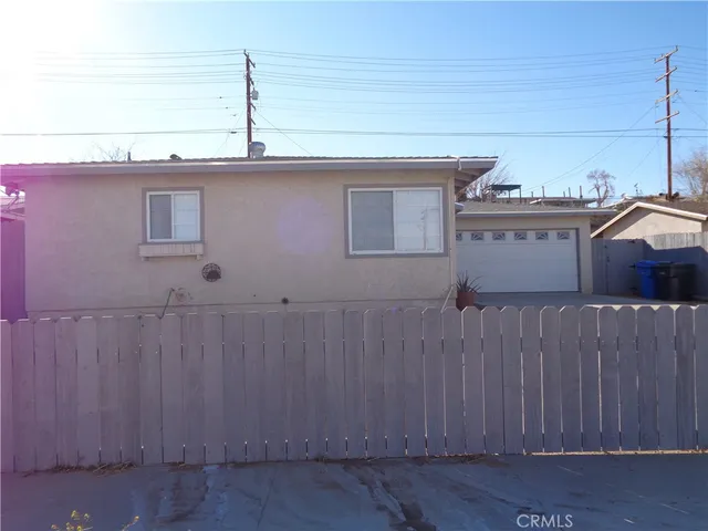 $1,800 | 710 Patricia Street, Barstow, CA 92311