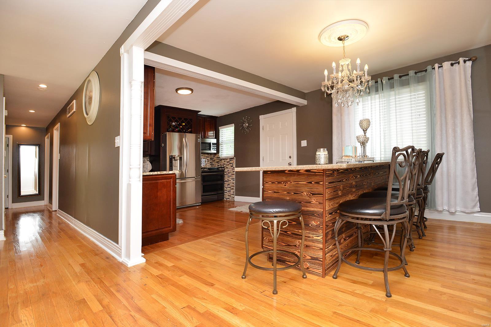 6843 Weber Road St. Louis, MO 63123 - Photo 8 of 34 Gallery Image 8