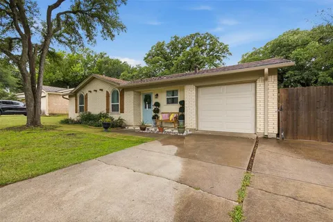 $280,000 | 7121 Crabtree Lane, North Richland Hills, TX 76182