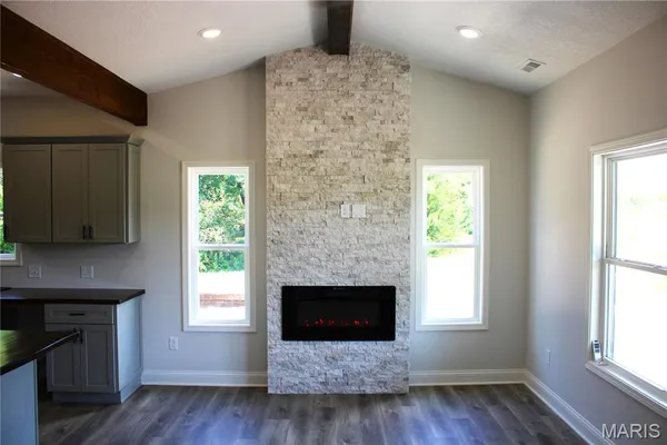 $299,900 | 17582 Monroe Road, Perry, MO 63462
