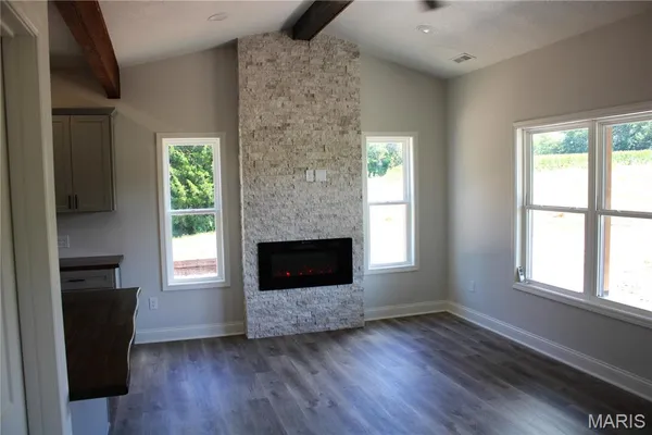 $299,900 | 17582 Monroe Road, Perry, MO 63462