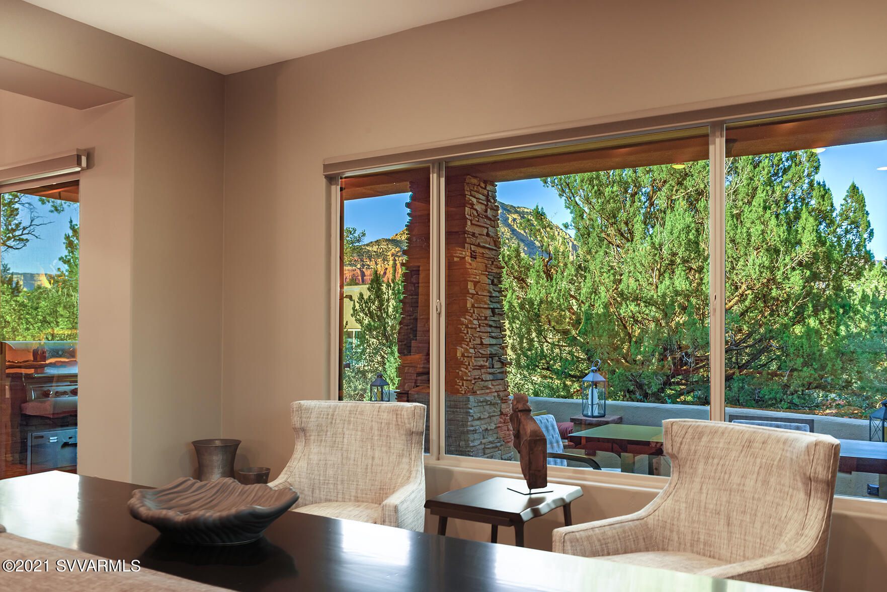 5 Rimstone Circle Sedona, AZ 86336 - Photo 8 of 36 3 GR LIVRM VIEW_5041