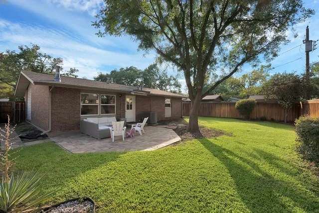 $415,000 | 804 Vinecrest Lane, Richardson, TX 75080