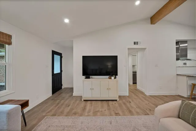 $415,000 | 804 Vinecrest Lane, Richardson, TX 75080