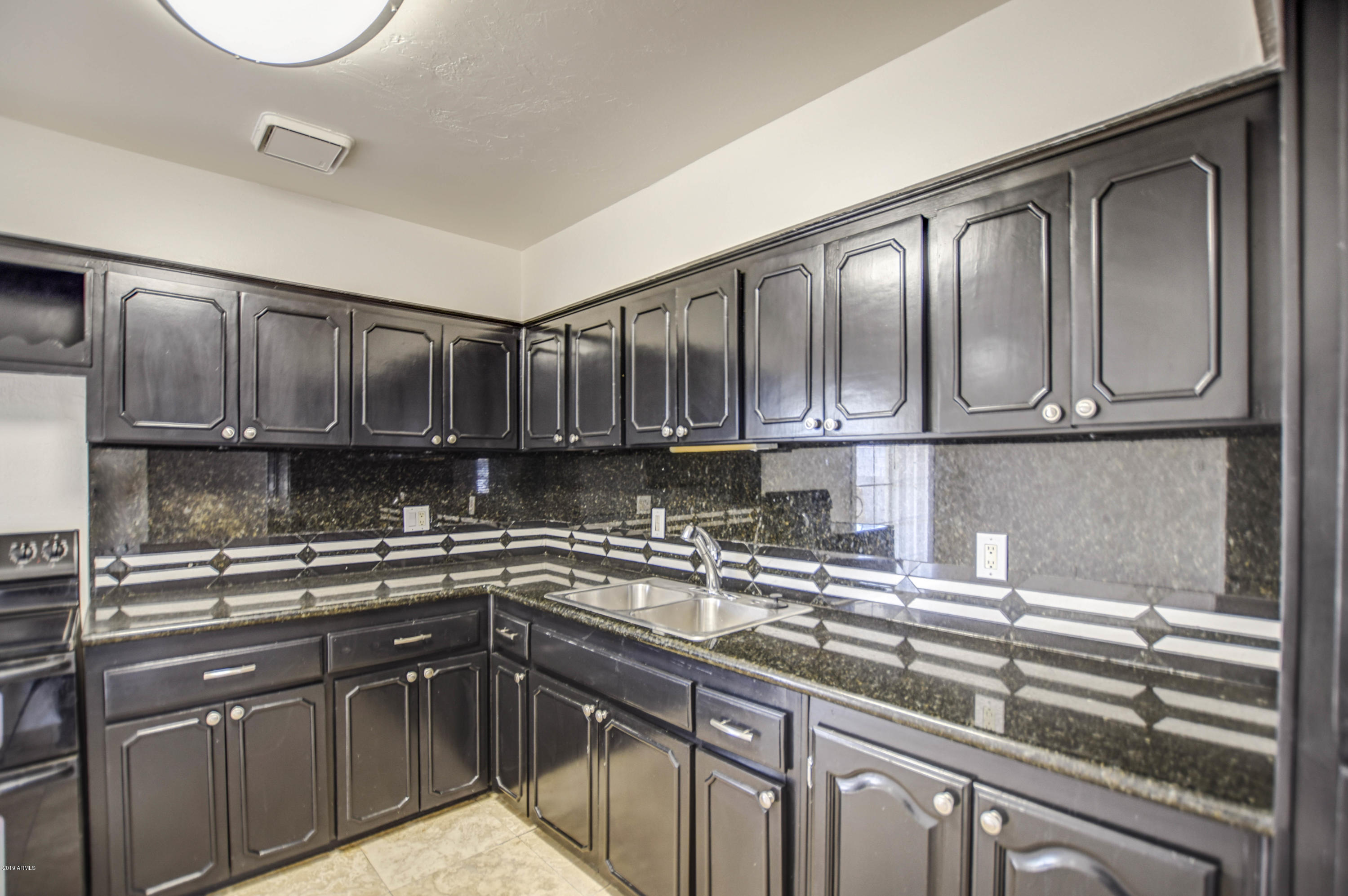 6017 West Osborn Road Phoenix, AZ 85033 - Photo 11 of 33 kitchen 4