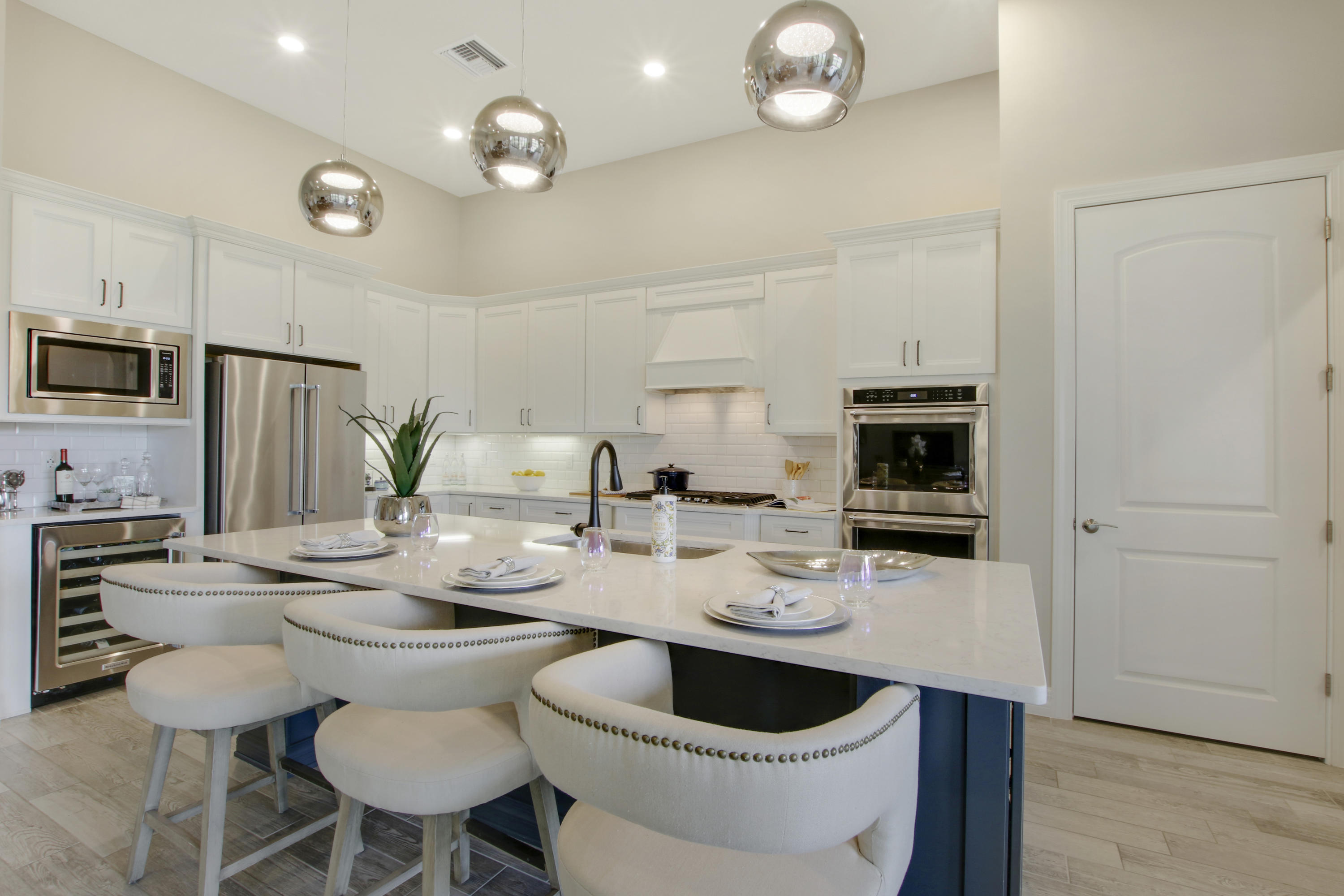 126 Indigo River Point Jupiter, FL 33478 - Photo 16 of 59 Kitchen with Custom Lighting