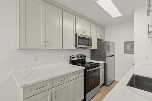 $481,000 | 323 Blossom Hill Road, Unit 2, San Jose, CA 95123