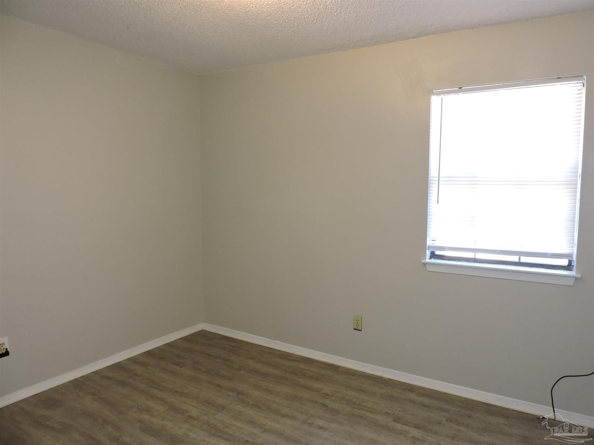 230 North Crow Road, Unit B Pensacola, FL 32506 - Photo 9 of 11