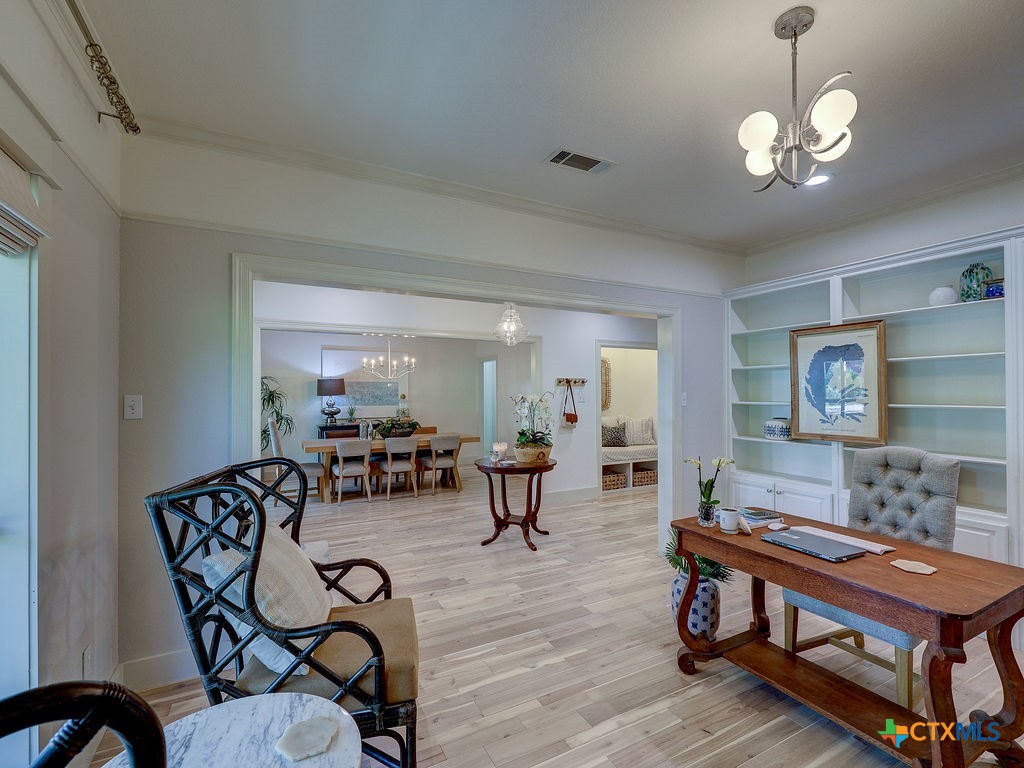 400 Royal View Road Salado, TX 76571 - Photo 5 of 47
