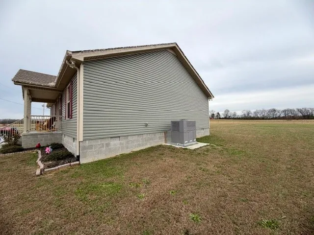 $319,000 | 542 Aedc Lakeview Road, Estill Springs, TN 37330
