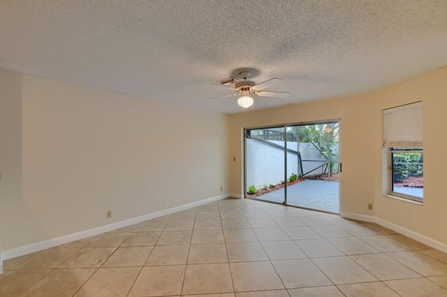 $450,000 | 2252 Northwest 53rd Street, Boca Raton, FL 33496