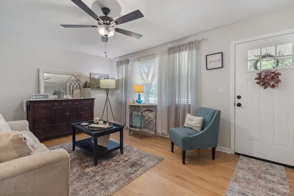 $395,000 | 2015 Highway 70 West, Dickson, TN 37055