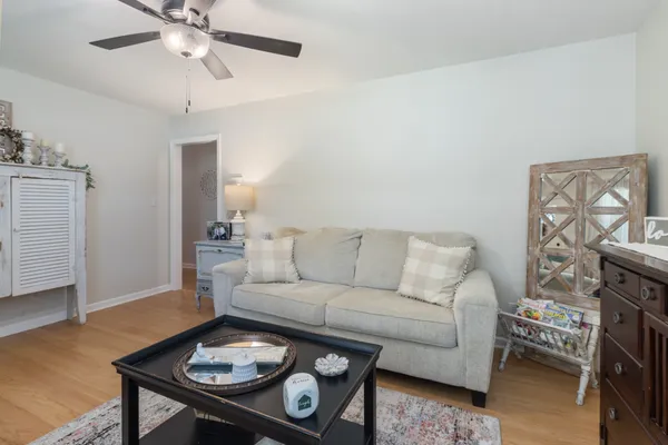 $395,000 | 2015 Highway 70 West, Dickson, TN 37055