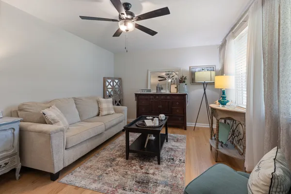 $395,000 | 2015 Highway 70 West, Dickson, TN 37055