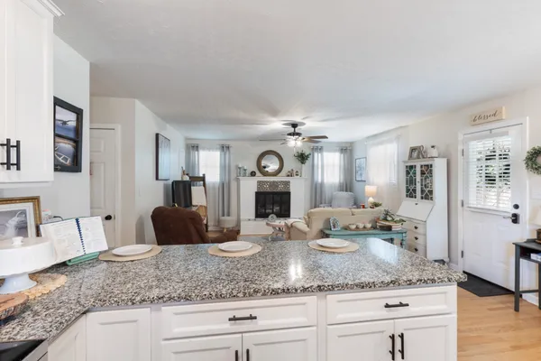 $395,000 | 2015 Highway 70 West, Dickson, TN 37055