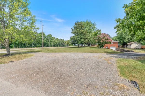$395,000 | 2015 Highway 70 West, Dickson, TN 37055