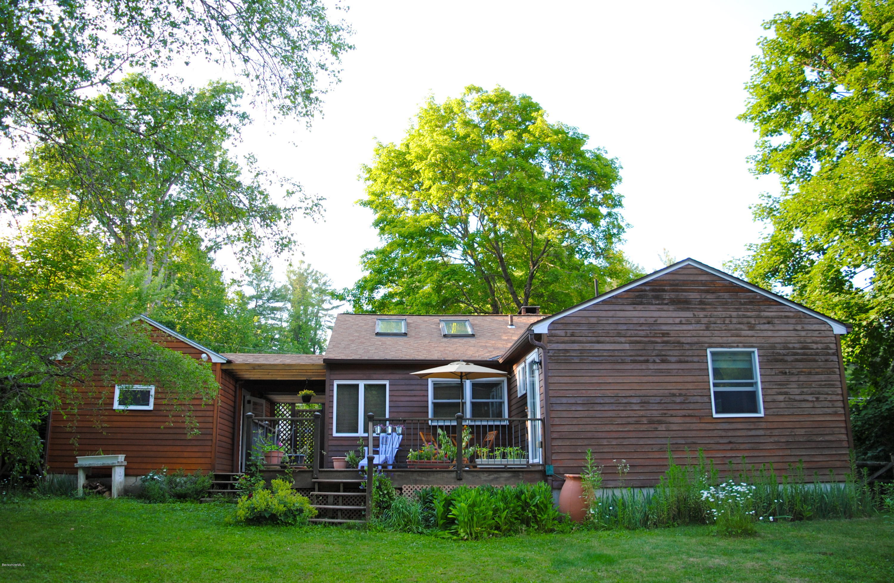 124 New Lenox Road Lenox, MA 01240 - Photo 6 of 8 Rear View
