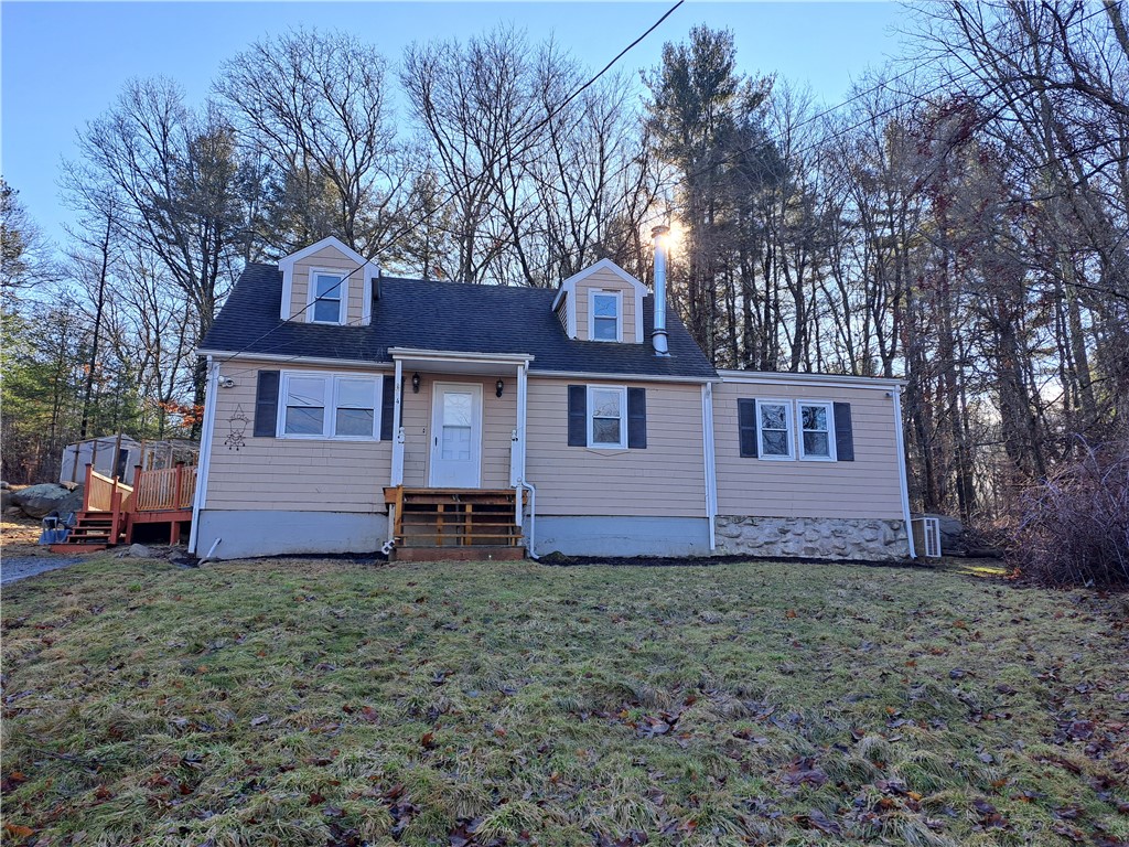 4 Testa Circle Scituate, RI 02857 - Photo 2 of 19