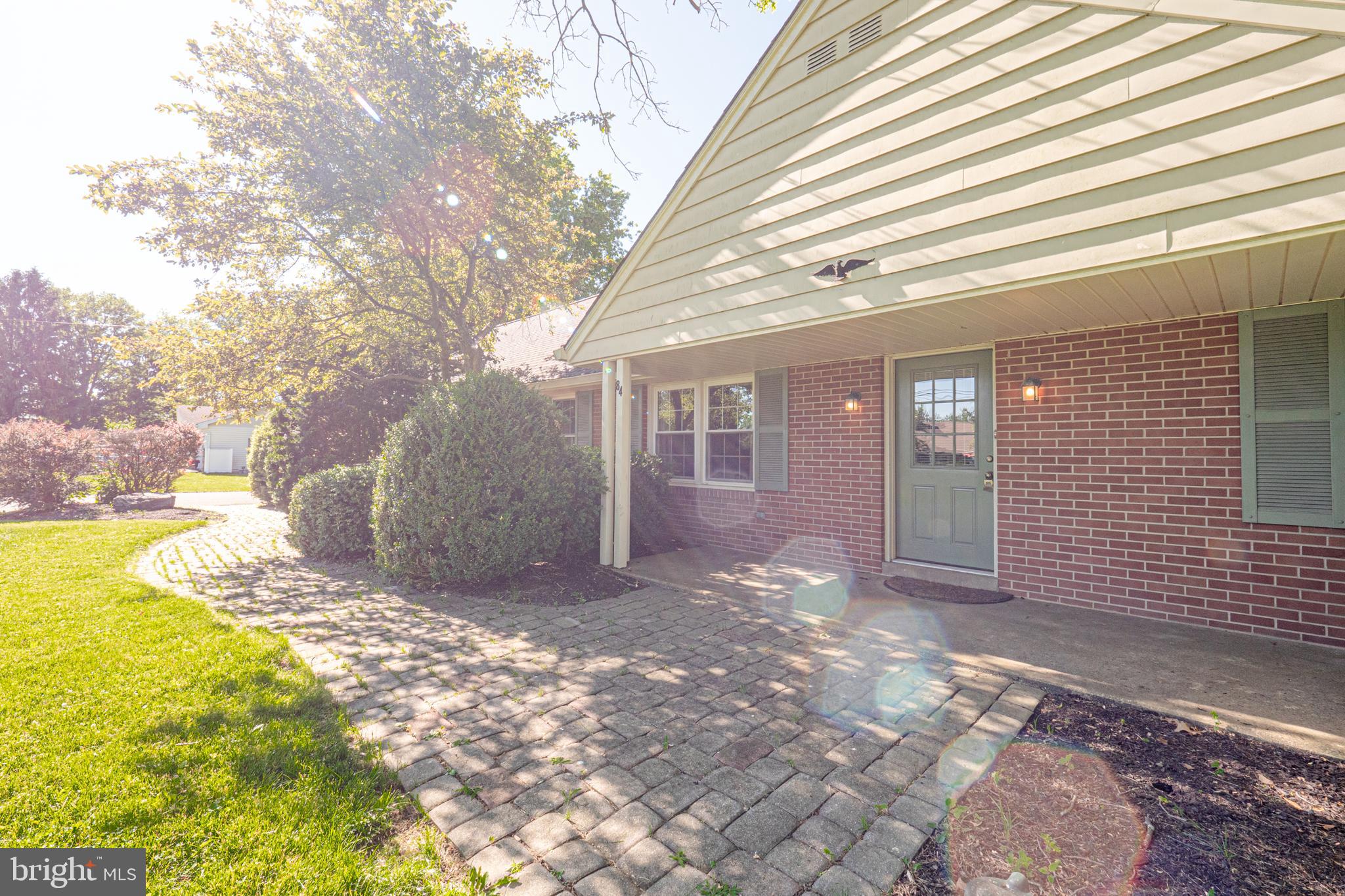 84 Bonnie Brae Road Spring City, PA 19475 - Photo 2 of 47