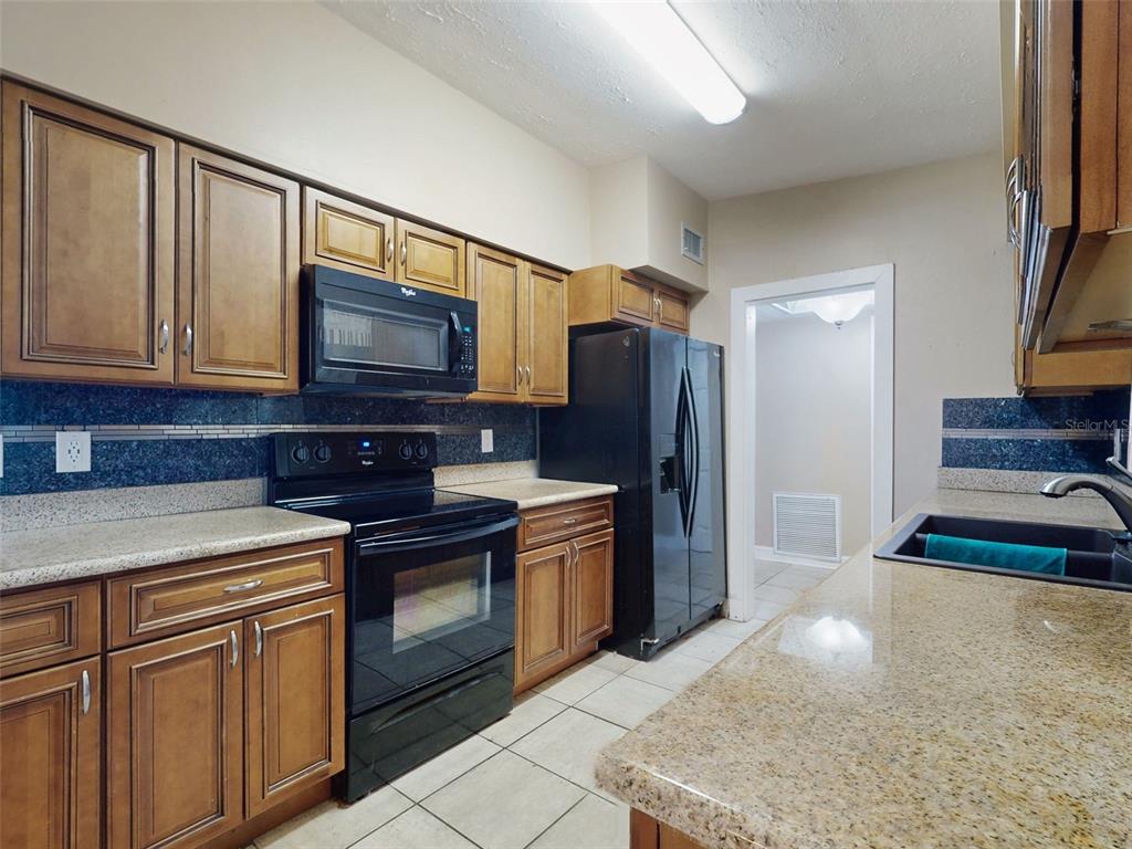 5802 Deerfield Road Orlando, FL 32808 - Photo 15 of 48