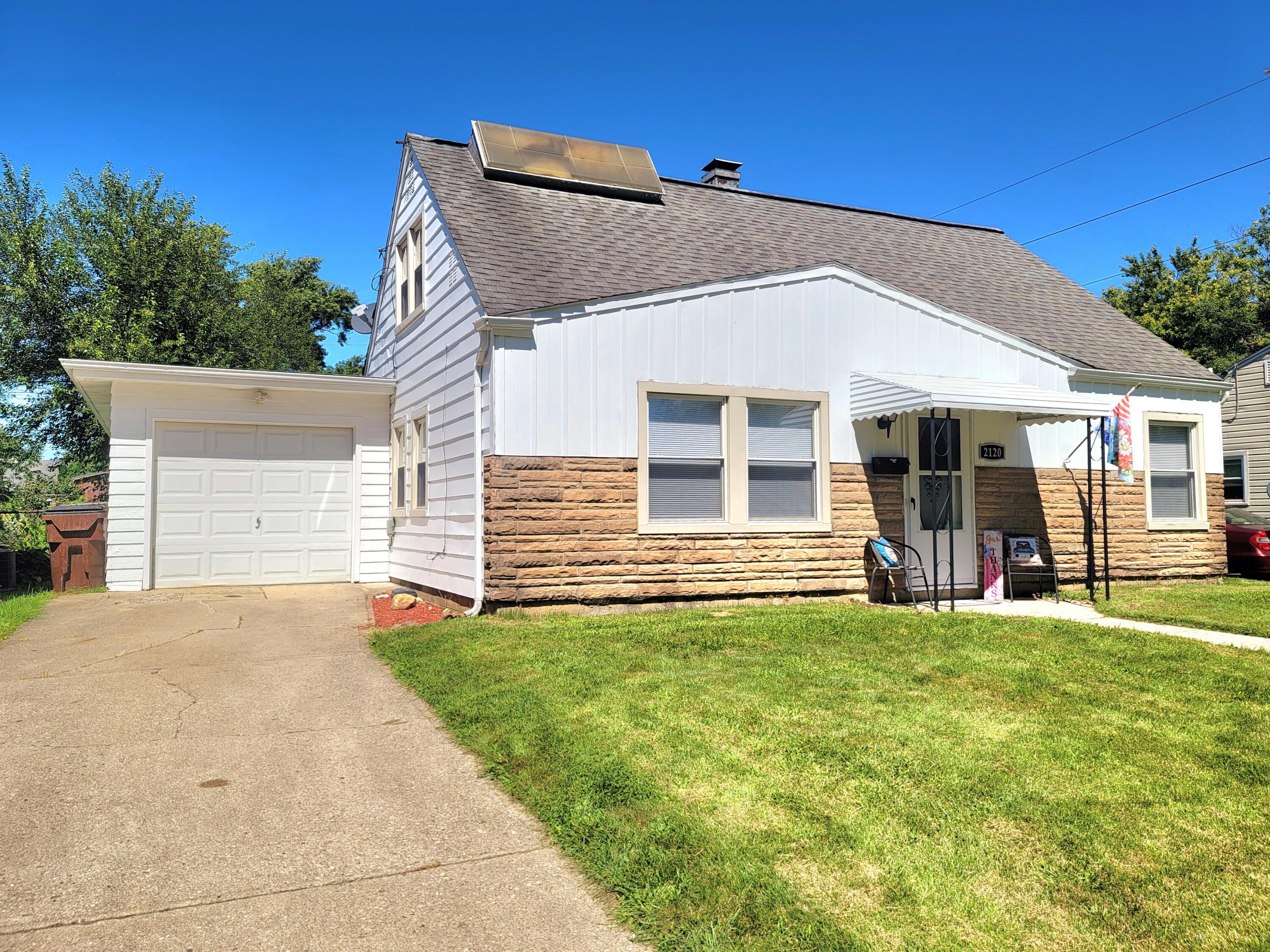 2120 South Hadley Road Springfield, OH 45505 - Photo 2 of 36 Gallery Image 2