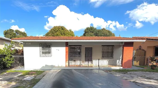 $2,500 | 3165 West 2nd Avenue, Unit 3165, Hialeah, FL 33012