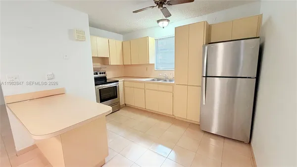 $2,500 | 3165 West 2nd Avenue, Unit 3165, Hialeah, FL 33012